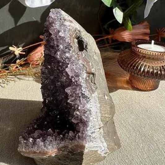 Amethyst on cut base