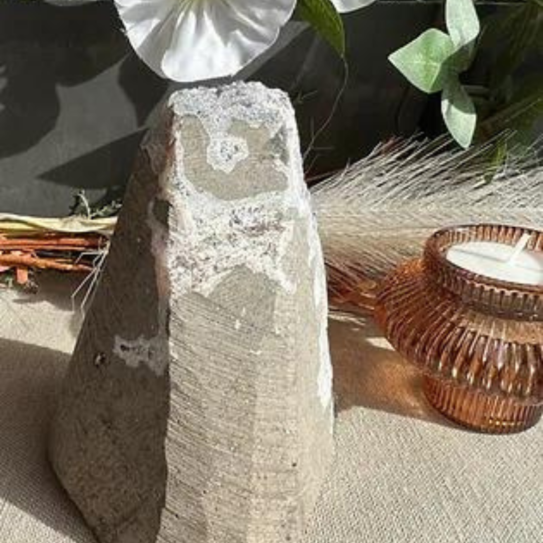 Amethyst on cut base