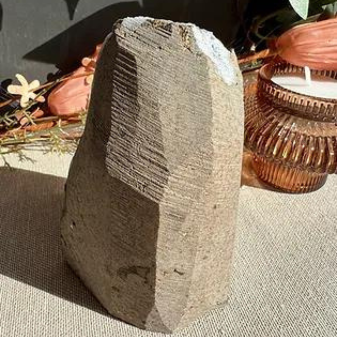 Amethyst on cut base