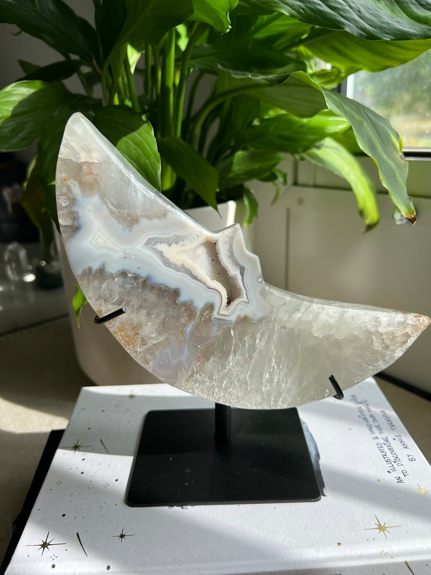 Agate Moon