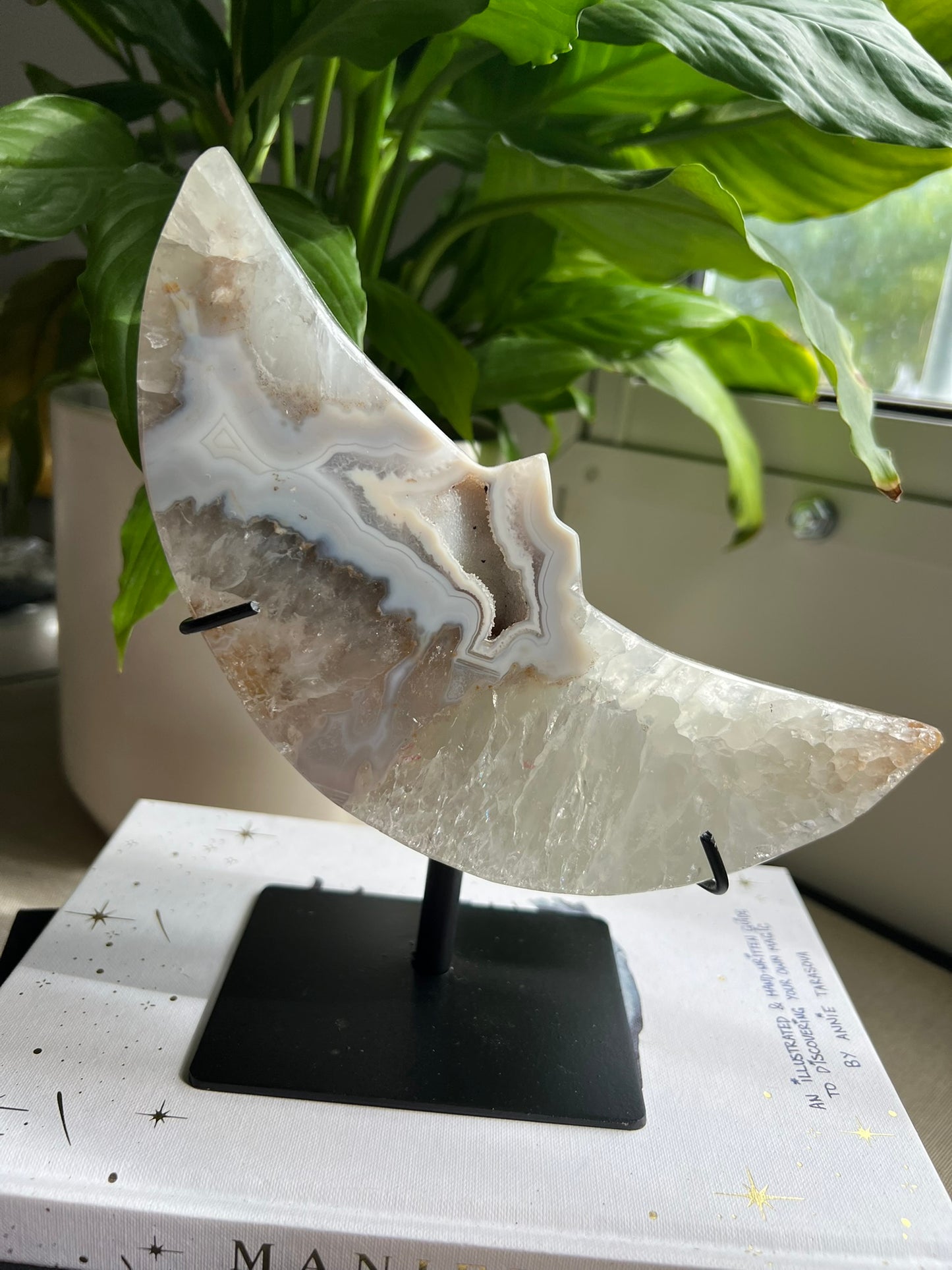 Agate Moon